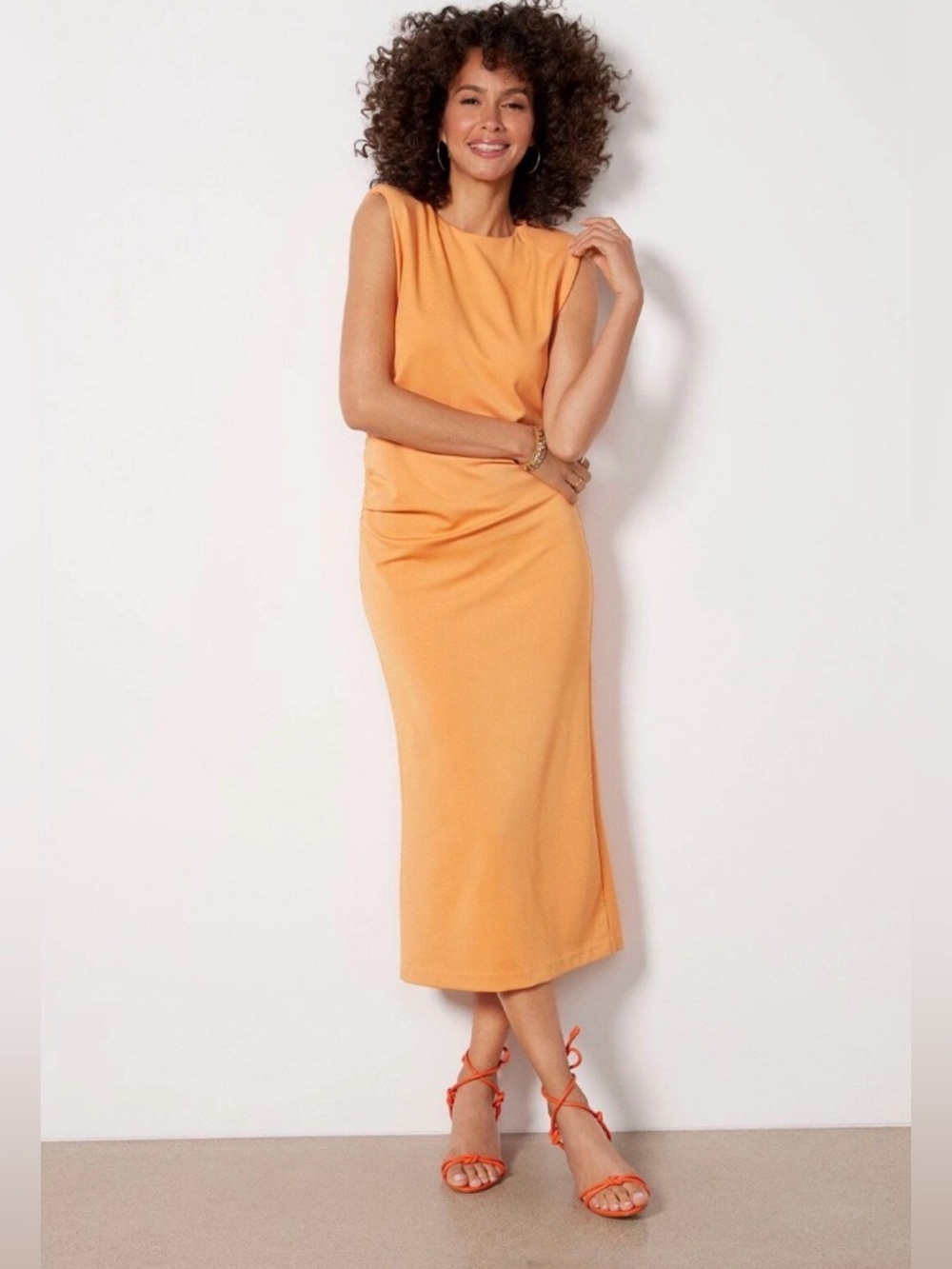 Evereve “Zoe” strong shoulder ruched midi dress, size small - Picture 2 of 10